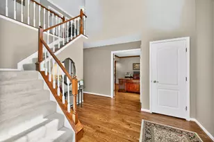 10070 Carrousel Ct, Symmes Township, OH 45140 - Photo 4