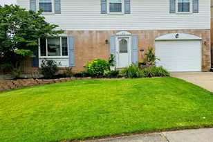 678 Lullaby Ct, Delhi Township, OH 45238 - Photo 2