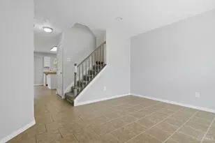 1353 Crotty Ct, Anderson Township, OH 45255 - Photo 4