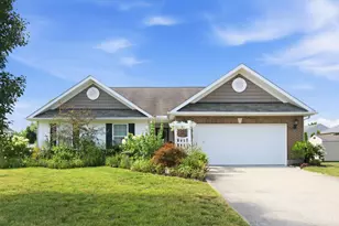 61 Ascot Glen Dr, Franklin, OH 45005 - Photo 1