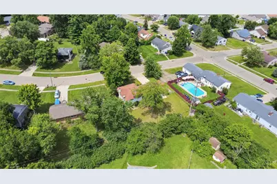 815 Carriage Hill Lane, Hamilton, OH 45013 - Photo 46