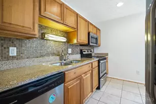 1576 Hazelgrove Dr, Springfield Township, OH 45240 - Photo 12