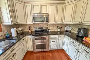 2785 Mahoning Ct, Miami Township, OH 45233 - Photo 10
