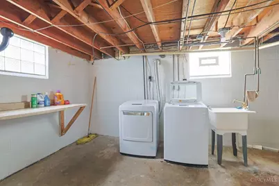 4512 Leslie Avenue, Blue Ash, OH 45242 - Photo 16