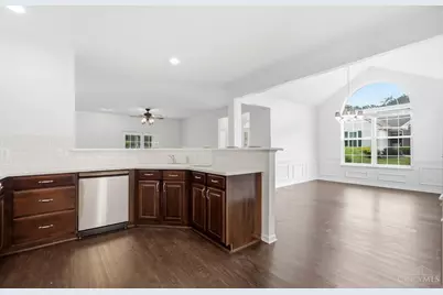 2904 Traverse Creek Drive, Miami Township, OH 45150 - Photo 10