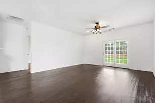 2904 Traverse Creek Dr, Miami Township, OH 45150 - Photo 6