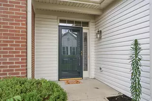 2904 Traverse Creek Dr, Miami Township, OH 45150 - Photo 4