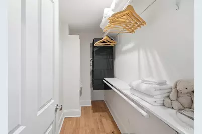 154 E McMicken Avenue, Cincinnati, OH 45202 - Photo 22