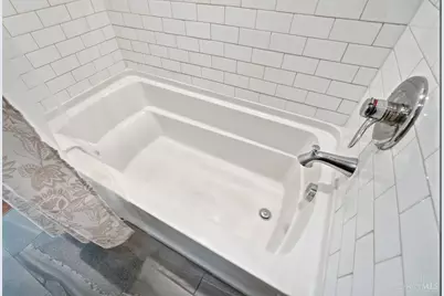 154 E McMicken Avenue, Cincinnati, OH 45202 - Photo 38