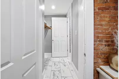 154 E McMicken Avenue, Cincinnati, OH 45202 - Photo 14