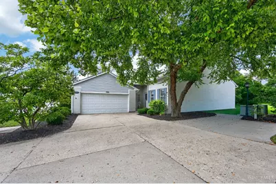 12178 Peak Drive, Springdale, OH 45246 - Photo 2