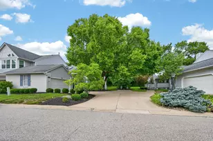 12178 Peak Dr, Springdale, OH 45246 - Photo 4