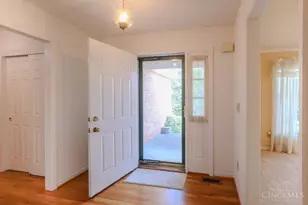 560 Leo Dr, Hamilton, OH 45013 - Photo 12