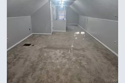1720 Marilyn Lane, Cincinnati, OH 45231 - Photo 8