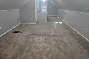 1720 Marilyn Ln, Cincinnati, OH 45231 - Photo 8