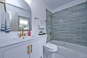 7408 Maple Ave, Cincinnati, OH 45231 - Photo 20