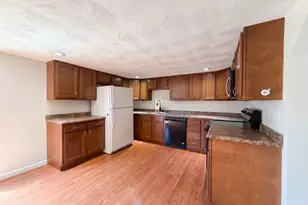 561 Nowlin Ave, Greendale, IN 47025 - Photo 2