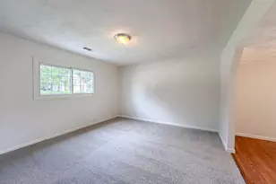 561 Nowlin Ave, Greendale, IN 47025 - Photo 8