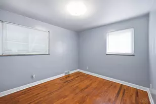 8785 Mockingbird Ln, Springfield Township, OH 45231 - Photo 16