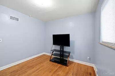 8785 Mockingbird Lane, Springfield Township, OH 45231 - Photo 20
