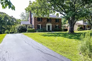 5923 Quailhill Dr, Cincinnati, OH 45233 - Photo 4