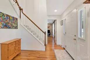 5923 Quailhill Dr, Cincinnati, OH 45233 - Photo 8