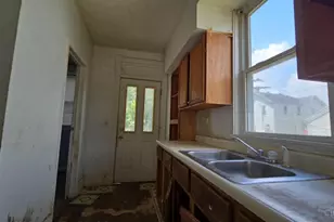 913 Sycamore St, Hamilton, OH 45011 - Photo 10