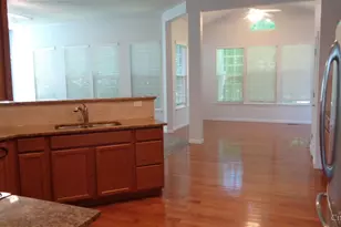 1424 Woodbury Glen Dr, Batavia Township, OH 45102 - Photo 8