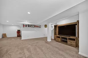 24 Waterford Blvd, Fairborn, OH 45324 - Photo 40