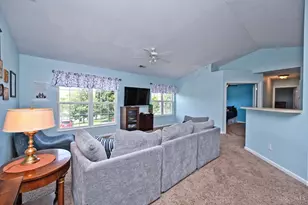 1064 Heritage Green Dr, Monroe, OH 45050 - Photo 8