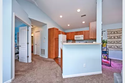 1064 Heritage Green Drive, Monroe, OH 45050 - Photo 14