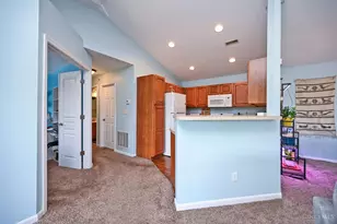 1064 Heritage Green Dr, Monroe, OH 45050 - Photo 14