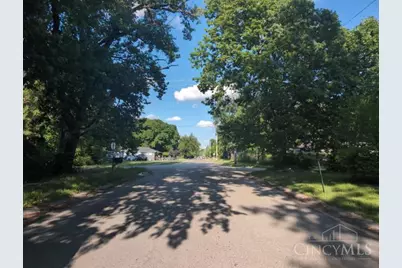 4301 Freudenberger Avenue, Trotwood, OH 45417 - Photo 6