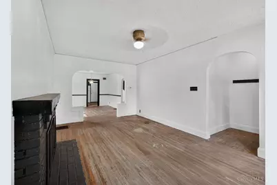 1803 Lawn Avenue, Cincinnati, OH 45237 - Photo 4
