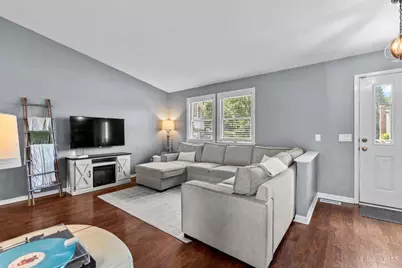 5638 Finchnest, West Chester, OH 45069 - Photo 6
