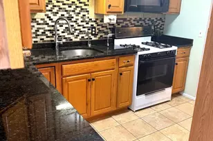 5177 Dresden Ct, Delhi Township, OH 45238 - Photo 4