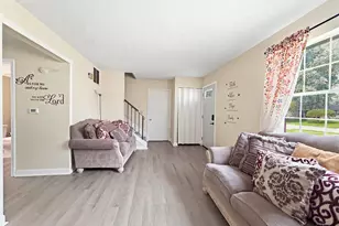 1810 Waynebrook Dr, Middletown, OH 45044 - Photo 4