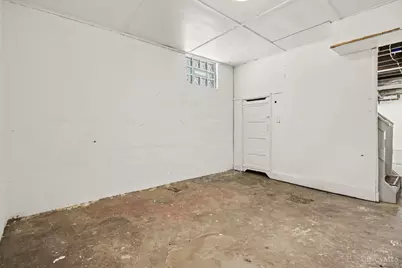 3205 Stanhope Avenue, Cincinnati, OH 45211 - Photo 28