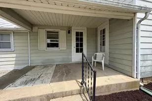 519 N Snyder Rd, Dayton, OH 45417 - Photo 6