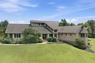 654 8 Mile Rd, Anderson Township, OH 45255 - Photo 2