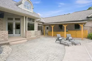 654 8 Mile Rd, Anderson Township, OH 45255 - Photo 70