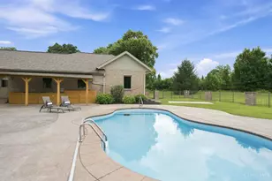 654 8 Mile Rd, Anderson Township, OH 45255 - Photo 78