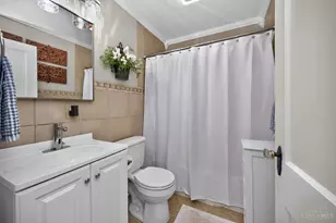 8008 Camner Ave, Sycamore Township, OH 45236 - Photo 10