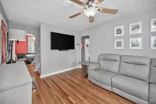 8008 Camner Ave, Sycamore Township, OH 45236 - Photo 4