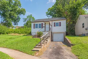 1914 Ashbrook Dr, Cincinnati, OH 45238 - Photo 1