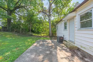 1914 Ashbrook Dr, Cincinnati, OH 45238 - Photo 18