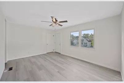 1914 Ashbrook Drive, Cincinnati, OH 45238 - Photo 2