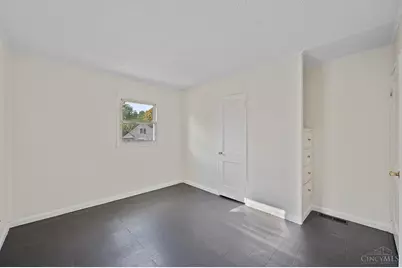 1914 Ashbrook Drive, Cincinnati, OH 45238 - Photo 14