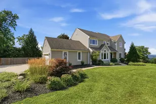 3135 Williams Creek Dr, Anderson Township, OH 45244 - Photo 2