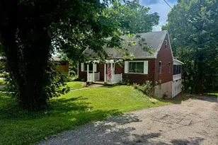 3177 Ebenezer Rd, Cincinnati, OH 45248 - Photo 2